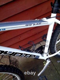 Coyote Everglade Gents Mountain Bike 24 Speed Cycling