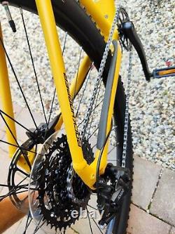Specialized Rockhopper Mountain Bike Comp 29 Yellow