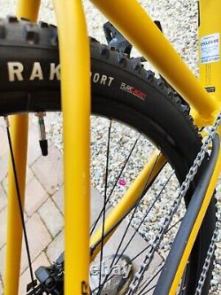 Specialized Rockhopper Mountain Bike Comp 29 Yellow