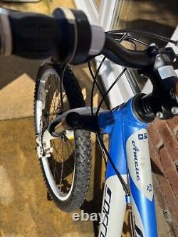 Vélo tout-terrain pour enfant Carrera Luna, cadre en alliage, roues de 24 pouces, Réf 3346f